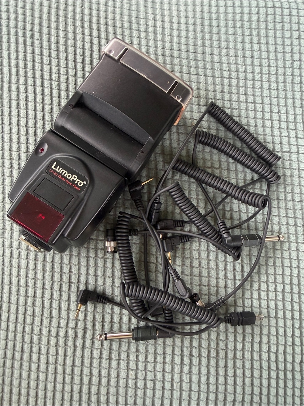 LumoPro Camera Flash
